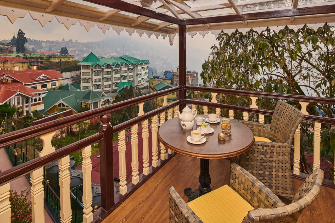 Mayfair Darjeeling Дарджилинг Екстериор снимка